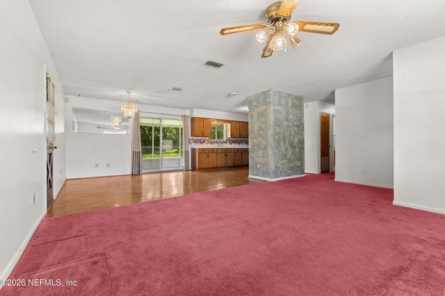 710 CHIPSHOT Drive, Macclenny, FL 32063