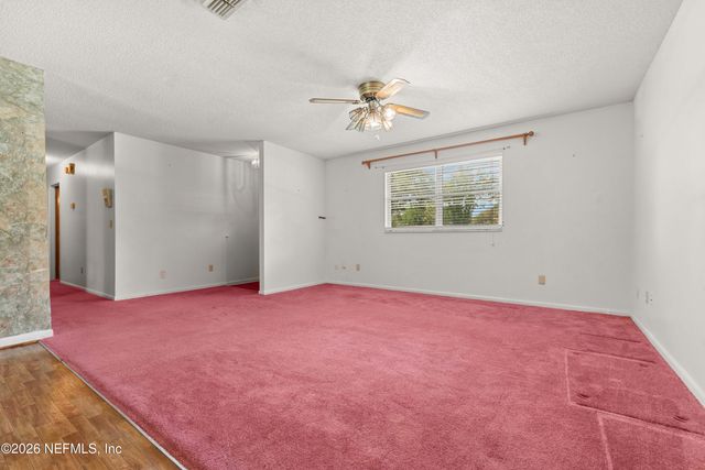 710 CHIPSHOT Drive, Macclenny, FL 32063