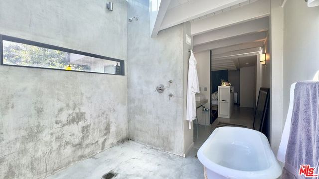 19562 Cave Way, Topanga, CA 90290