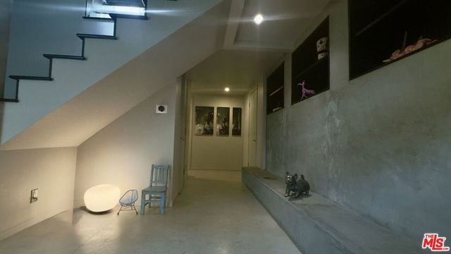 19562 Cave Way, Topanga, CA 90290