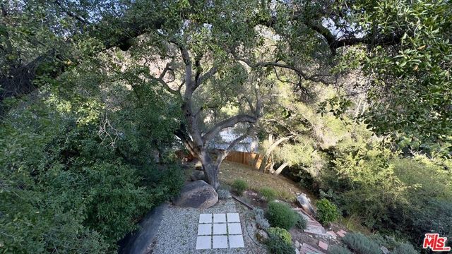 19562 Cave Way, Topanga, CA 90290