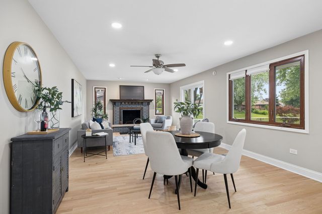 8226 Bob O Link Road, Orland Park, IL 60462