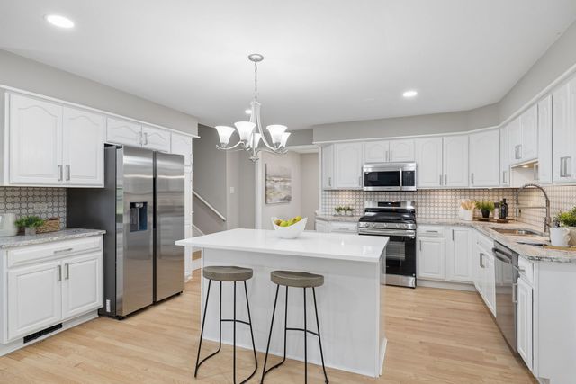 8226 Bob O Link Road, Orland Park, IL 60462