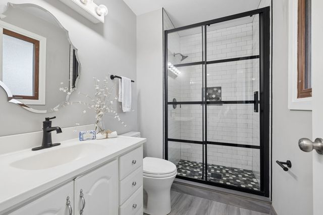 8226 Bob O Link Road, Orland Park, IL 60462