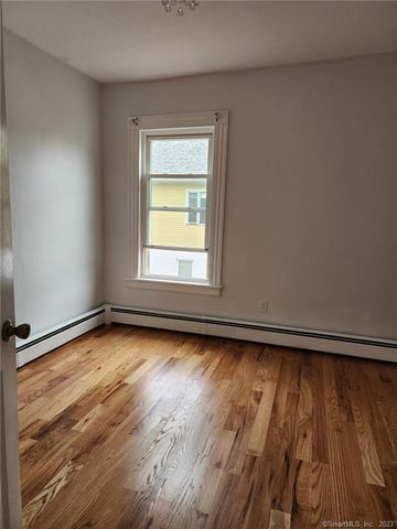 53 Cliff Street, Shelton, CT 06484