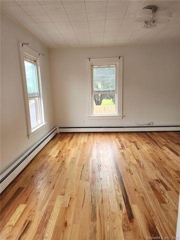 53 Cliff Street, Shelton, CT 06484