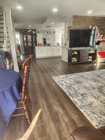 56 Orange St, Fitchburg, MA 01420