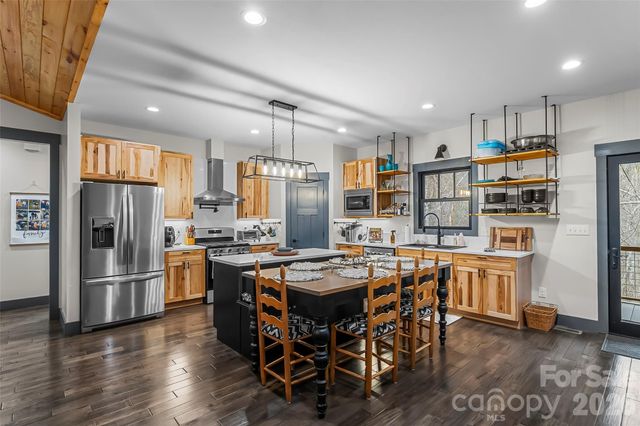 50 Kennedy Drive, Marion, NC 28752