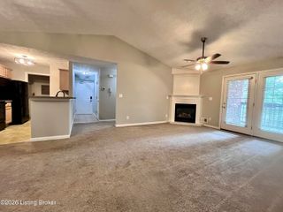 1122 Powerhouse Ln 203, Lyndon, KY 40242