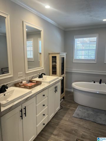 521 COUNTY ROAD 151, Jemison, AL 35085