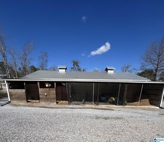 521 COUNTY ROAD 151, Jemison, AL 35085