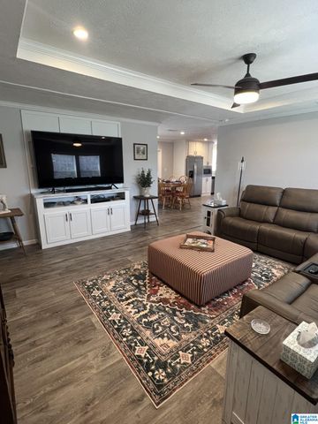 521 COUNTY ROAD 151, Jemison, AL 35085