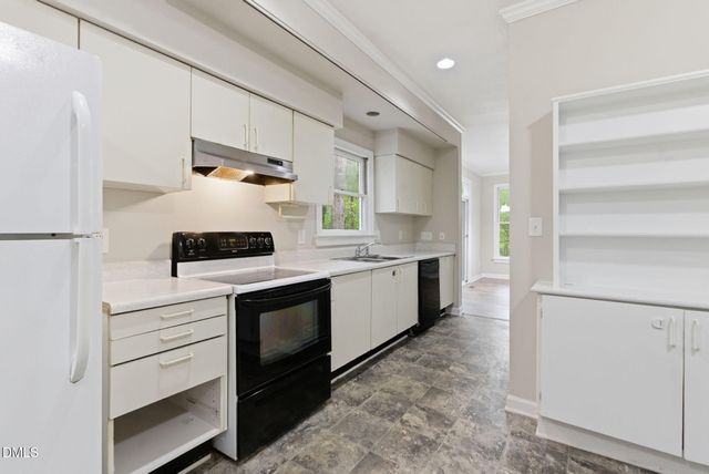 102 Markham Drive, Chapel Hill, NC 27514