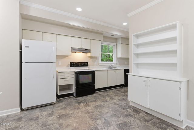 102 Markham Drive, Chapel Hill, NC 27514