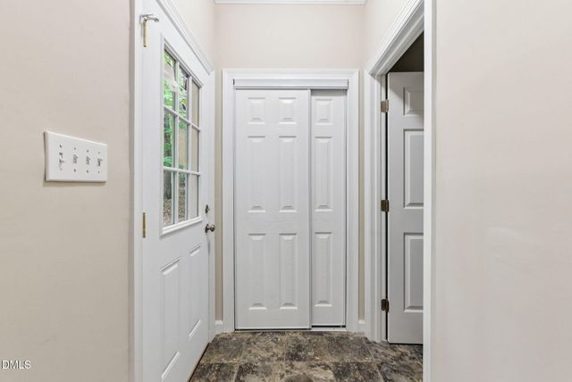 102 Markham Drive, Chapel Hill, NC 27514