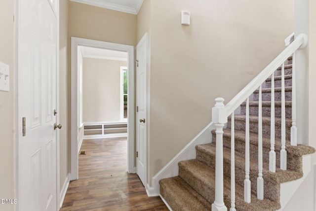 102 Markham Drive, Chapel Hill, NC 27514