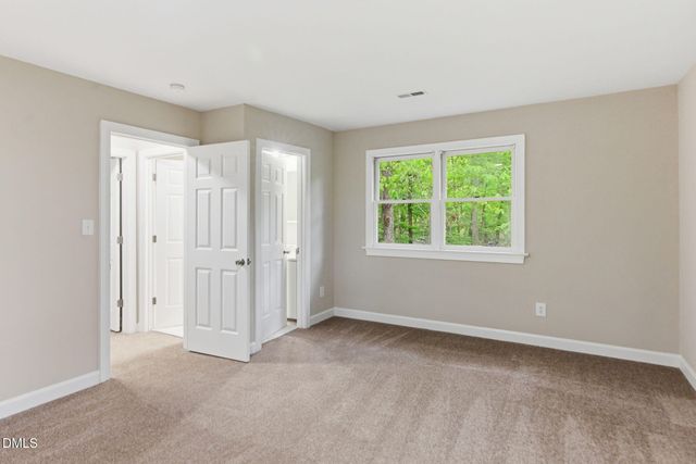 102 Markham Drive, Chapel Hill, NC 27514