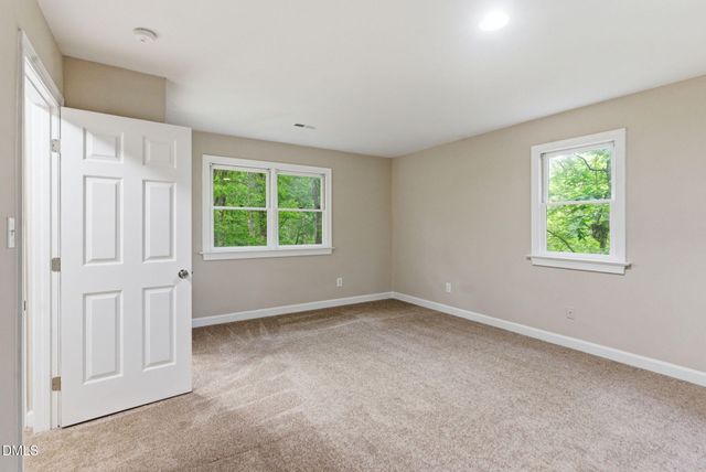 102 Markham Drive, Chapel Hill, NC 27514