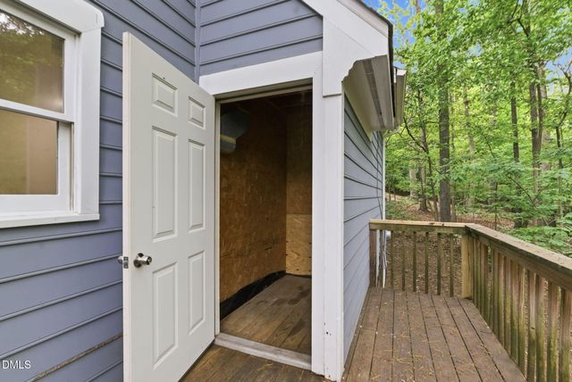 102 Markham Drive, Chapel Hill, NC 27514