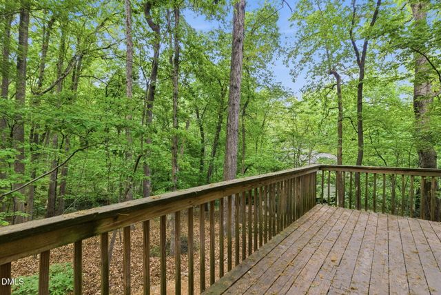 102 Markham Drive, Chapel Hill, NC 27514