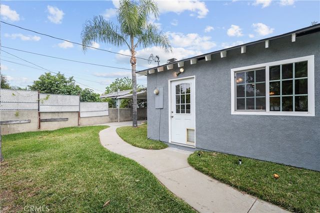 318 E Gladstone Street, San Dimas, CA 91773