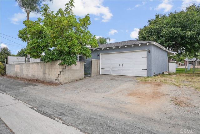 318 E Gladstone Street, San Dimas, CA 91773