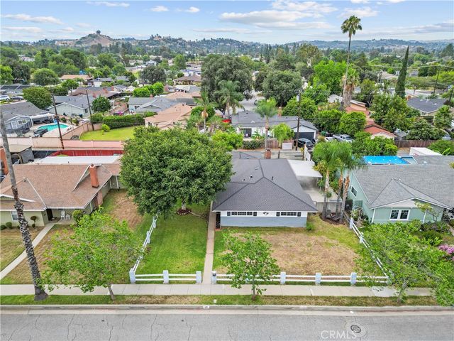 318 E Gladstone Street, San Dimas, CA 91773