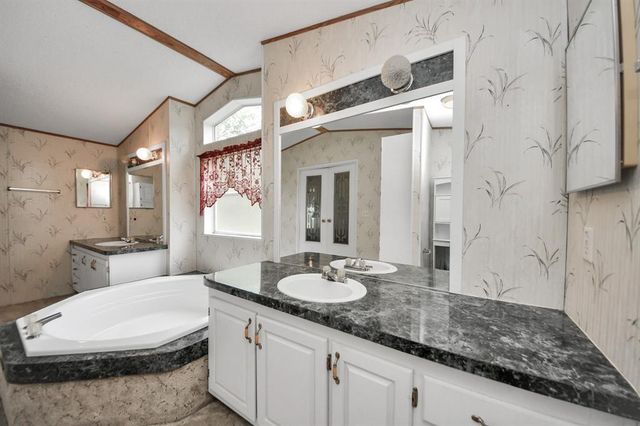 13891 Creighton Road, Conroe, TX 77302