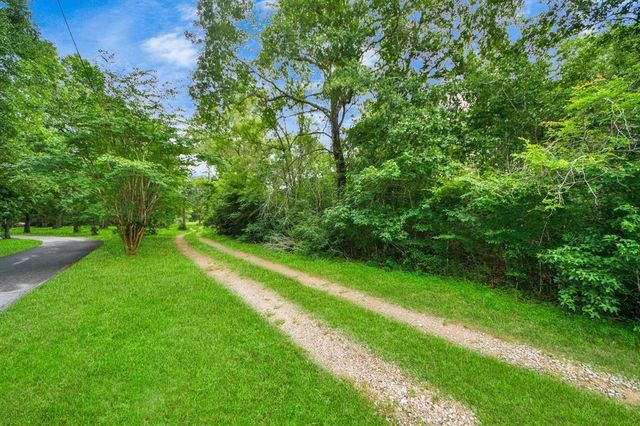 13891 Creighton Road, Conroe, TX 77302