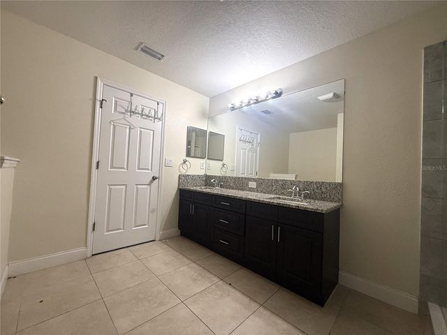 30909 SONNET GLEN DRIVE, Wesley Chapel, FL 33543
