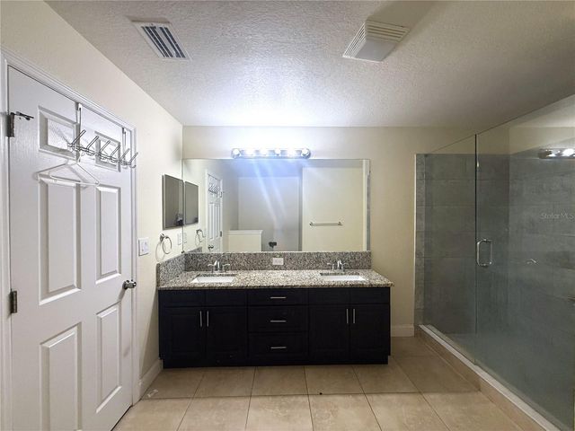30909 SONNET GLEN DRIVE, Wesley Chapel, FL 33543