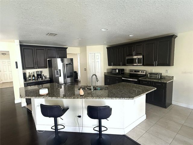 30909 SONNET GLEN DRIVE, Wesley Chapel, FL 33543