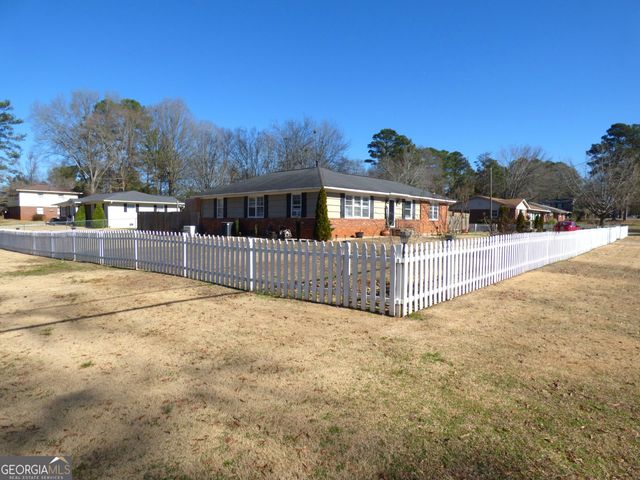 154 Jule Peek Avenue, Cedartown, GA 30125