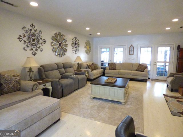 154 Jule Peek Avenue, Cedartown, GA 30125