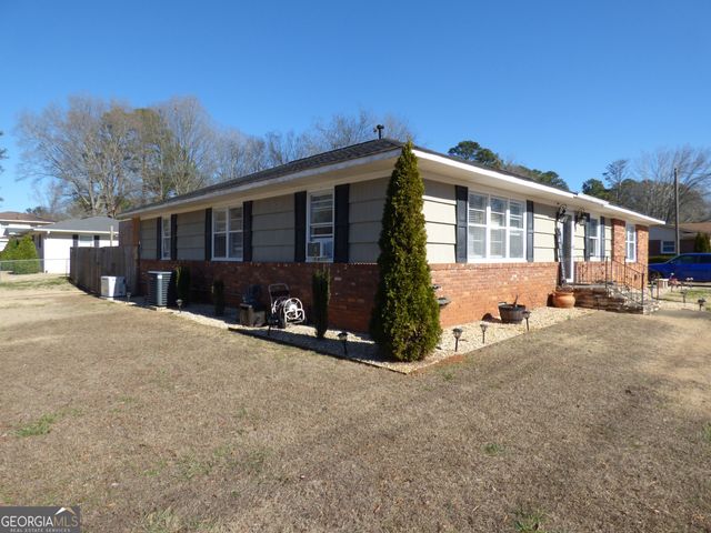 154 Jule Peek Avenue, Cedartown, GA 30125