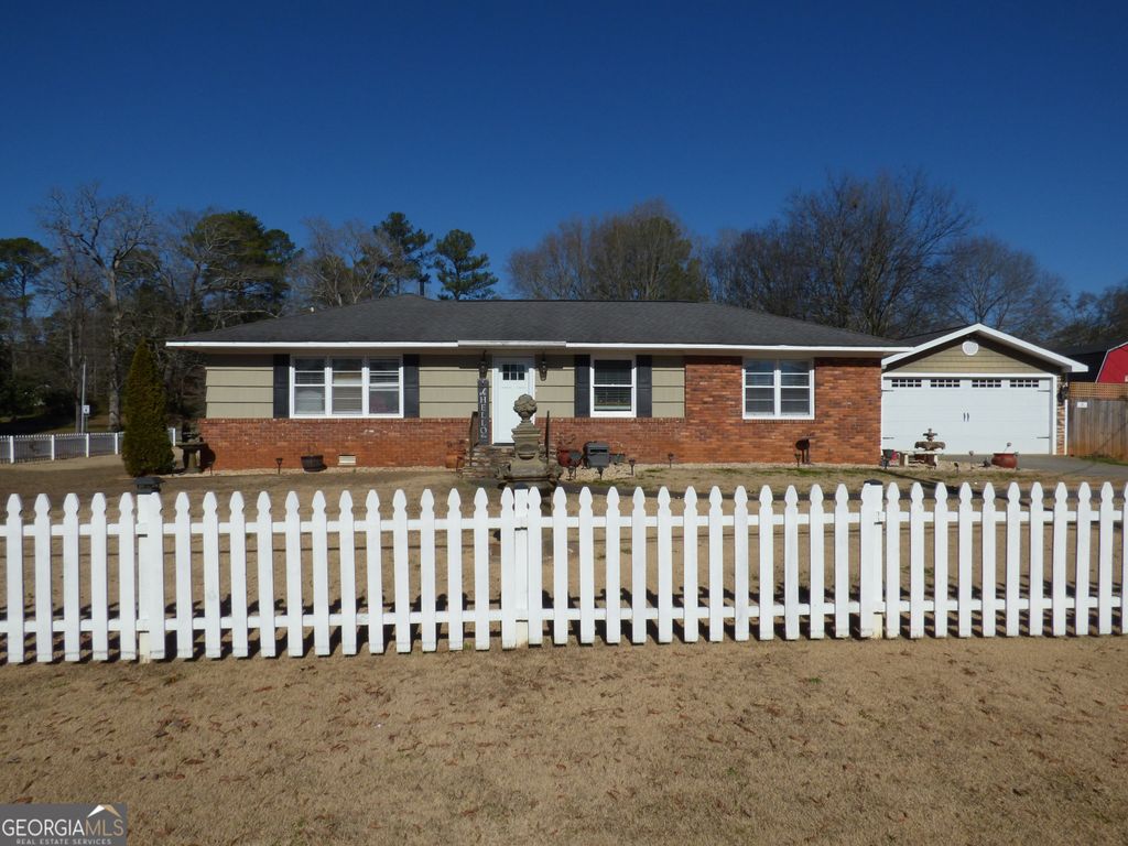 154 Jule Peek Avenue, Cedartown, GA 30125