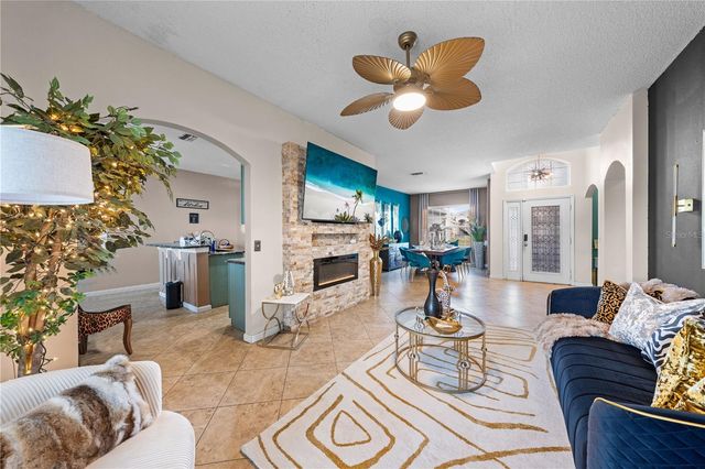 442 TAMARIND PARKE LANE, Kissimmee, FL 34758