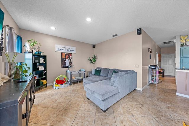 442 TAMARIND PARKE LANE, Kissimmee, FL 34758