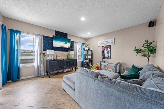 442 TAMARIND PARKE LANE, Kissimmee, FL 34758