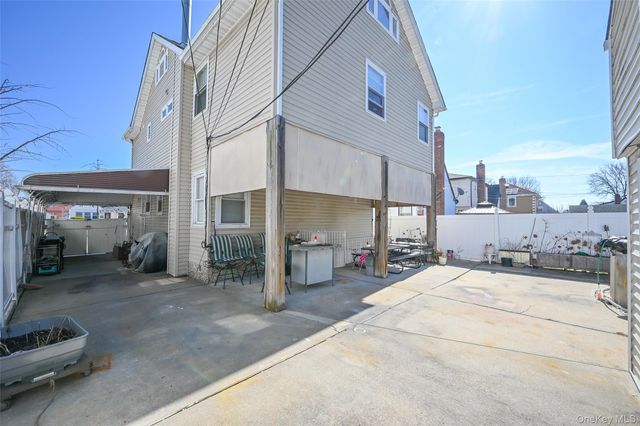 82-44 263rd Street, Glen Oaks, NY 11004