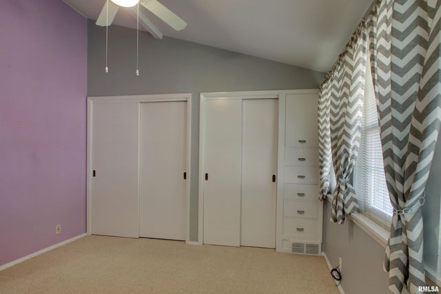 328 Lincoln Hill NW, Quincy, IL 62301