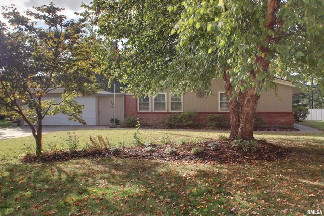 328 Lincoln Hill NW, Quincy, IL 62301