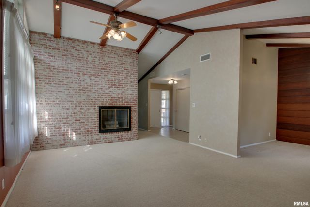 328 Lincoln Hill NW, Quincy, IL 62301