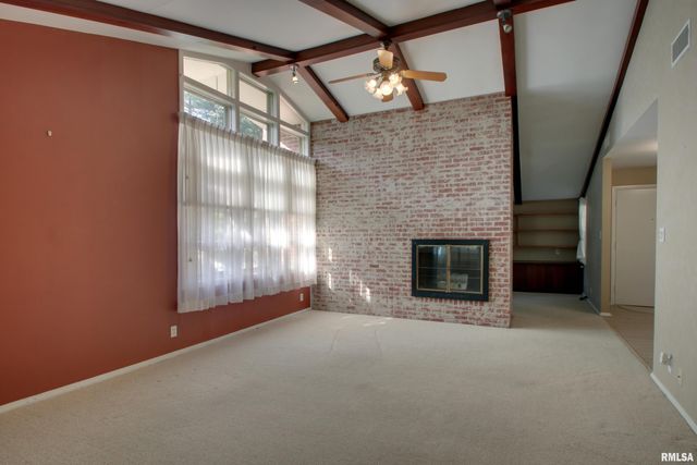 328 Lincoln Hill NW, Quincy, IL 62301