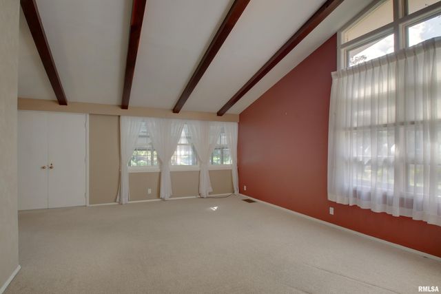 328 Lincoln Hill NW, Quincy, IL 62301