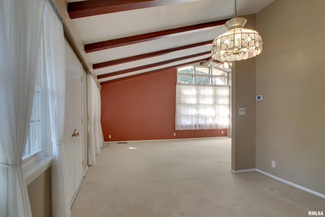 328 Lincoln Hill NW, Quincy, IL 62301