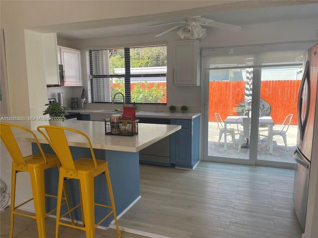 1560 NE 145th St 1, Miami, FL 33161