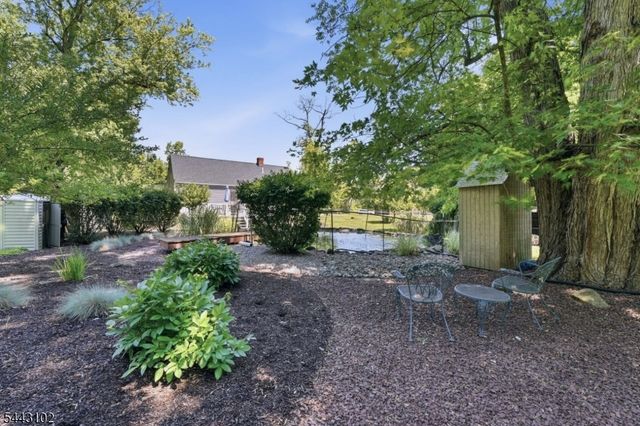 81 Sergeantsville Rd, Raritan Twp., NJ 08822