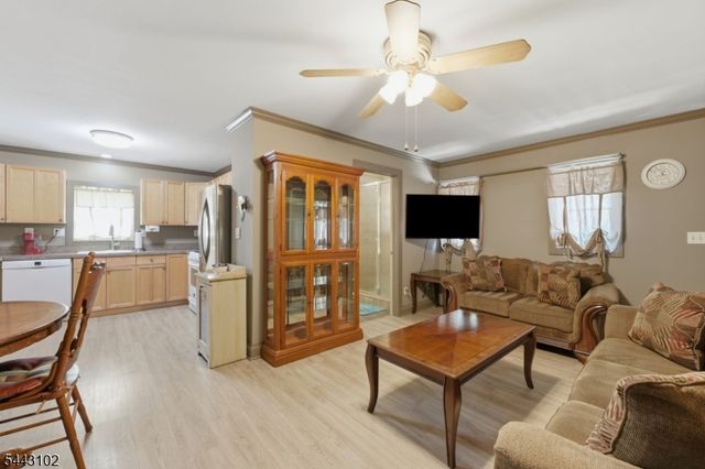 81 Sergeantsville Rd, Raritan Twp., NJ 08822