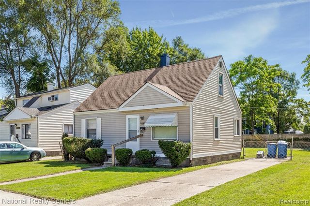 12740 Sherman Avenue, Warren, MI 48089